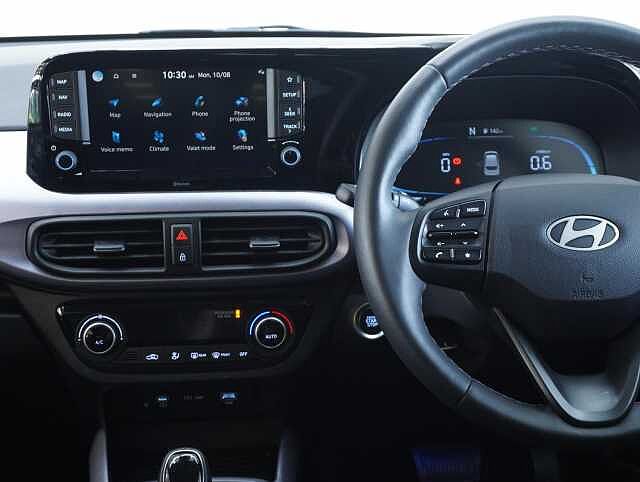 Hyundai i10 1.2 Premium Hatchback 5dr Petrol Auto Euro 6 (s/s) (79 ps)