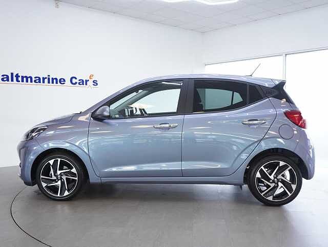 Hyundai i10 1.2 Premium Hatchback 5dr Petrol Auto Euro 6 (s/s) (79 ps)