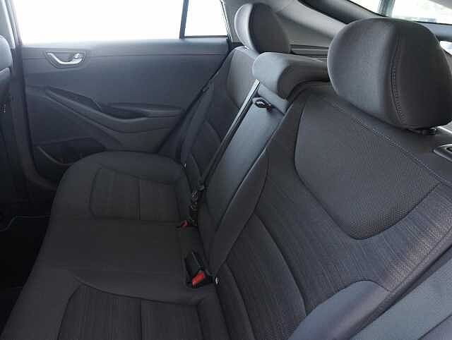 Hyundai IONIQ 1.6 h-GDi GPF Premium Hatchback 5dr Petrol Hybrid DCT Euro 6 (s/s) (141 ps)