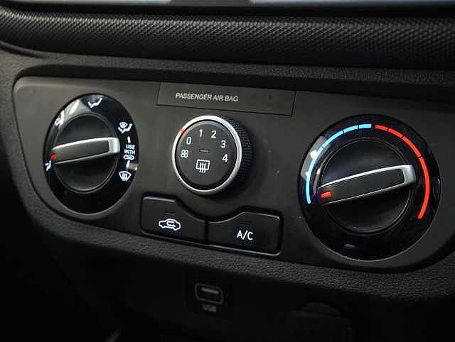 Hyundai i10 1.2 SE Connect Hatchback 5dr Petrol Manual Euro 6 (s/s) (84 ps)