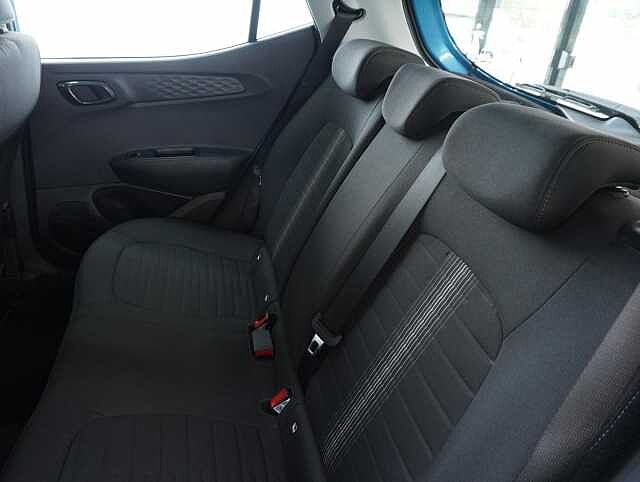 Hyundai i10 1.2 SE Connect Hatchback 5dr Petrol Manual Euro 6 (s/s) (84 ps)
