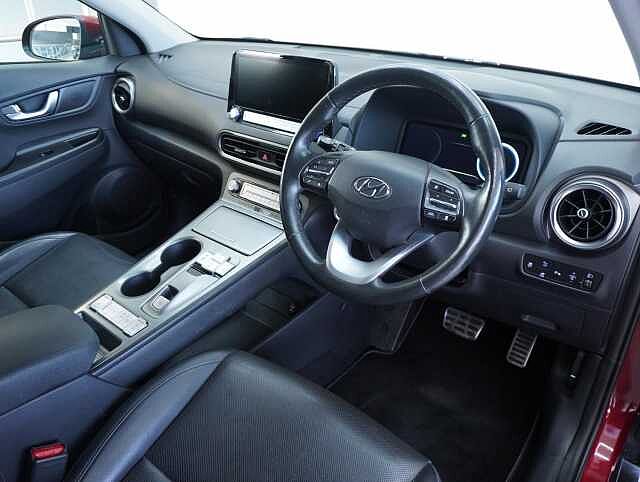 Hyundai KONA 64kWh Ultimate SUV 5dr Electric Auto (10.5kW Charger) (204 ps) Red