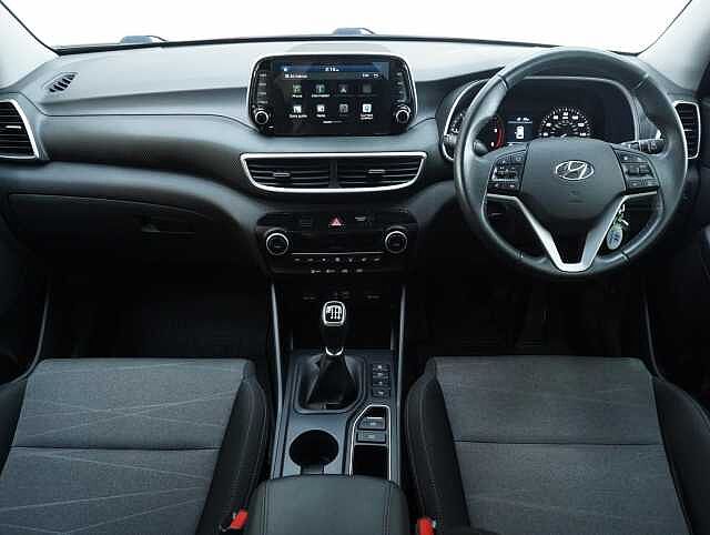 Hyundai TUCSON 1.6 CRDi MHEV SE Nav SUV 5dr Diesel Hybrid Manual Euro 6 (s/s) (115 ps)