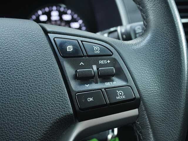 Hyundai TUCSON 1.6 CRDi MHEV SE Nav SUV 5dr Diesel Hybrid Manual Euro 6 (s/s) (115 ps)