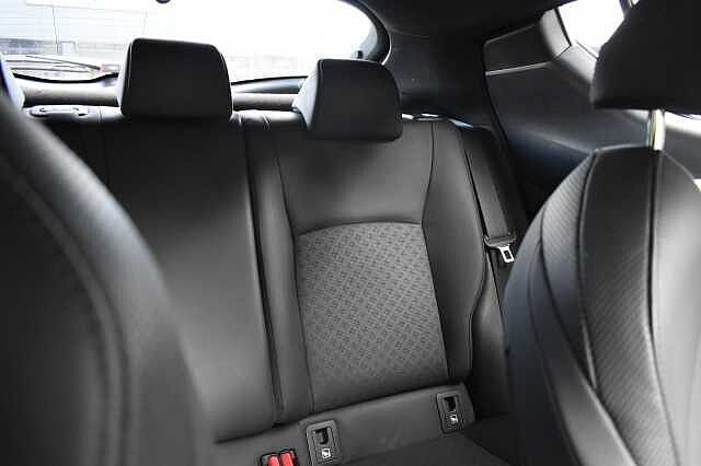 Toyota C-hr 1.8 Hybrid Excel 5dr CVT