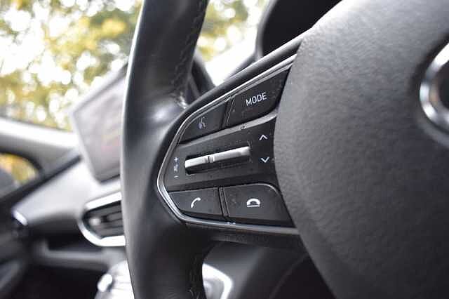Hyundai SANTA FE 1.6 TGDi Hybrid Premium 5dr Auto