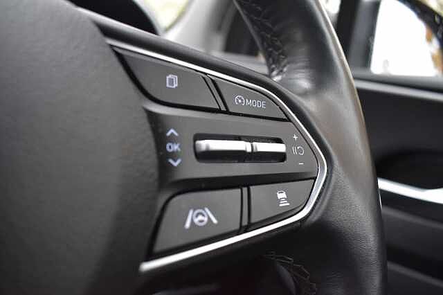 Hyundai SANTA FE 1.6 TGDi Hybrid Premium 5dr Auto Blue