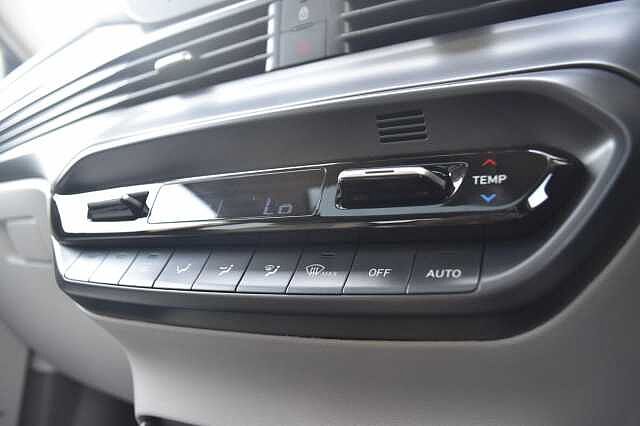 Hyundai BAYON 1.0 TGDi Ultimate 5dr Red