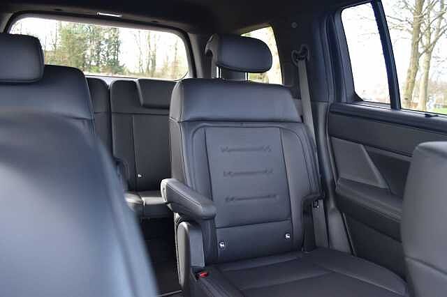 Hyundai SANTA FE 1.6 TGDi PHEV Calligraphy 5dr 4WD Auto [6 Seats]