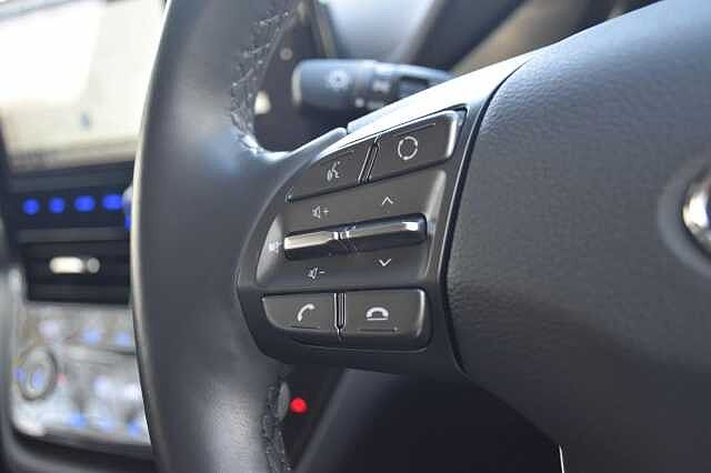 Hyundai IONIQ 1.6 GDi Hybrid Premium SE 5dr DCT