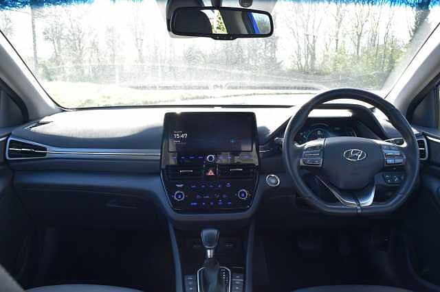 Hyundai IONIQ 1.6 GDi Hybrid Premium SE 5dr DCT