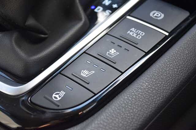 Hyundai IONIQ 1.6 GDi Hybrid Premium SE 5dr DCT