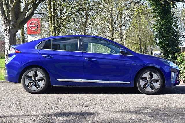 Hyundai IONIQ 1.6 GDi Hybrid Premium SE 5dr DCT
