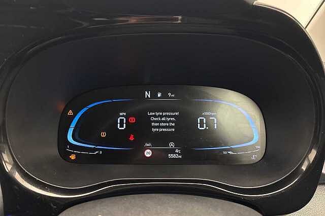 Hyundai KONA 1.6 Hybrid 129 Ultimate 5dr DCT Black