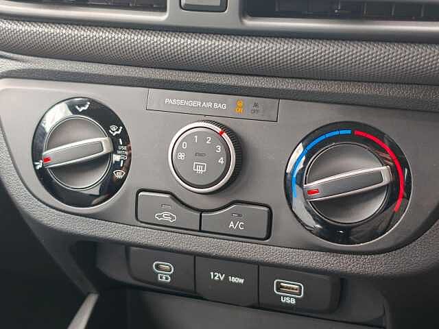 Hyundai i10 1.0 [63] Advance 5dr [Nav]