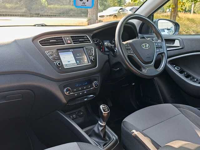 Hyundai I20 1.0 T-GDi Premium Nav 5dr Black