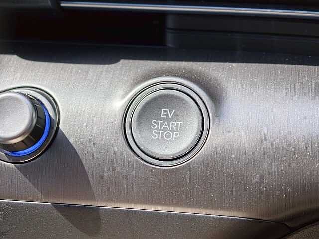 Hyundai KONA 160kW Advance 65kWh 5dr Auto