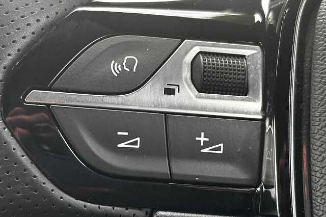 Peugeot 208 1.2 PureTech 100 GT Premium 5dr