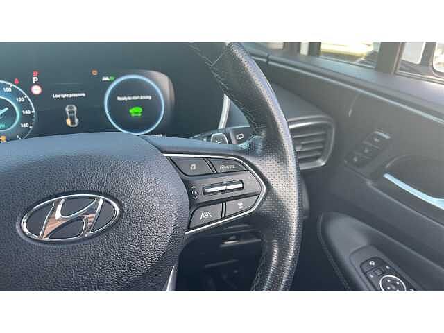 Hyundai Santa Fe 1.6 TGDi Plug-in Hybrid Ultimate 5dr 4WD Auto