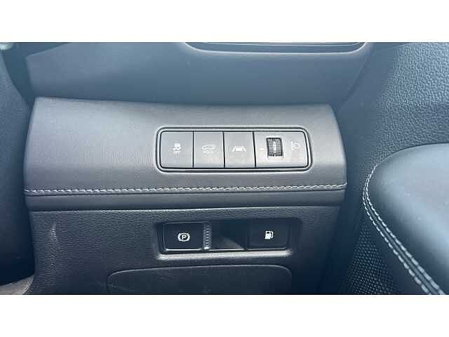 Hyundai Santa Fe 1.6 TGDi Plug-in Hybrid Ultimate 5dr 4WD Auto