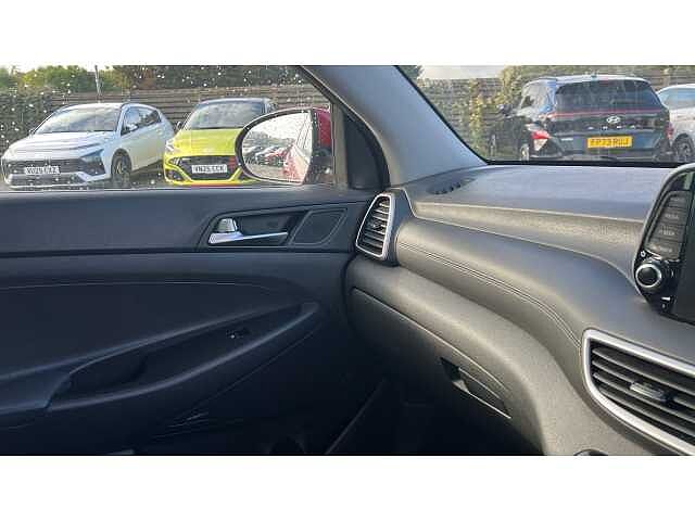 Hyundai TUCSON TUCSON 1.6 TGDi 177 Premium SE 5dr 2WD DCT RED