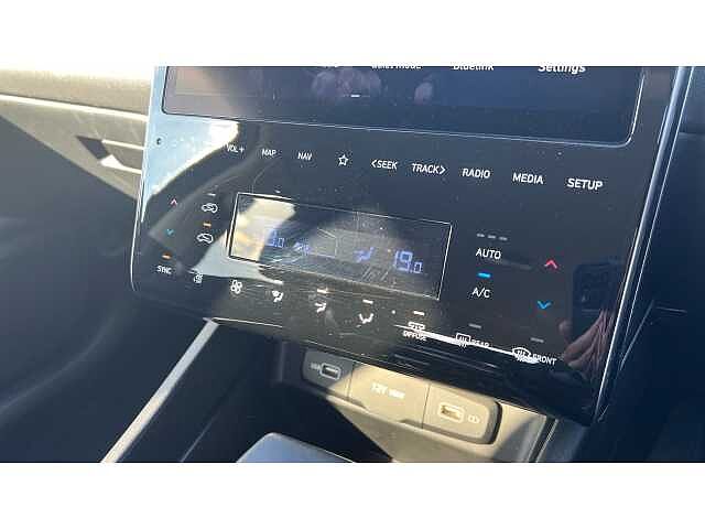 Hyundai TUCSON TUCSON 1.6 TGDi 48V MHD SE Connect 5dr 2WD DCT GREY