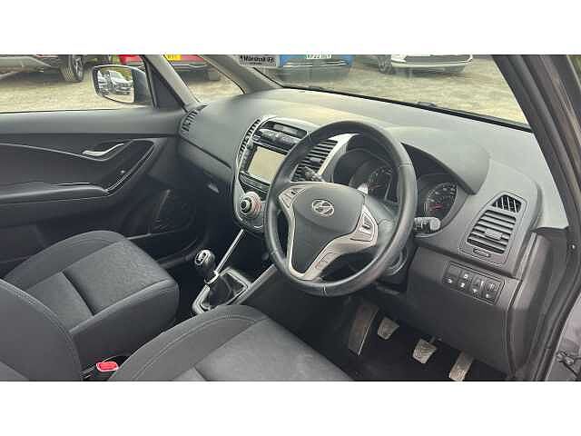 Hyundai IX20 1.4 Blue Drive Premium Nav 5dr GREY