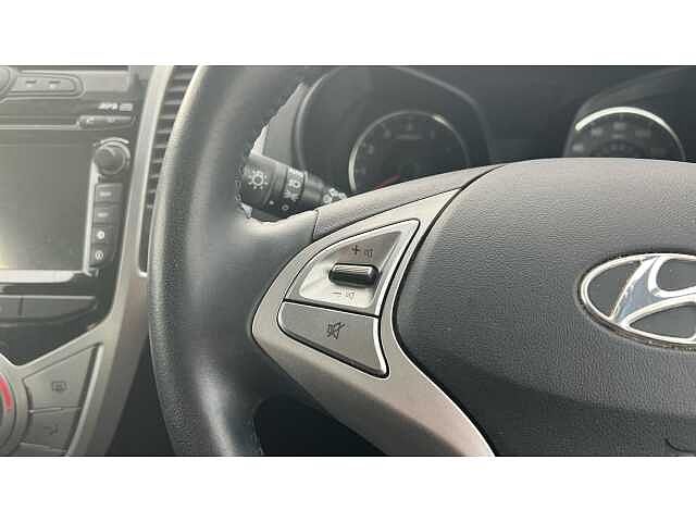 Hyundai IX20 1.4 Blue Drive Premium Nav 5dr GREY
