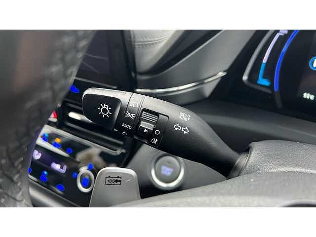 Hyundai Ioniq 100kW Premium SE 38kWh 5dr Auto