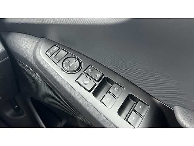 Hyundai Ioniq 100kW Premium SE 38kWh 5dr Auto