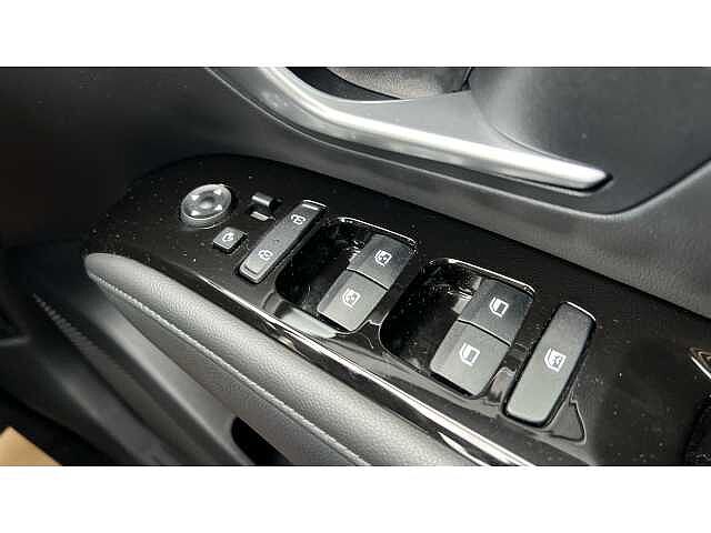 Hyundai TUCSON 1.6 TGDi Hybrid 230 SE Connect 5dr 2WD Auto Silver