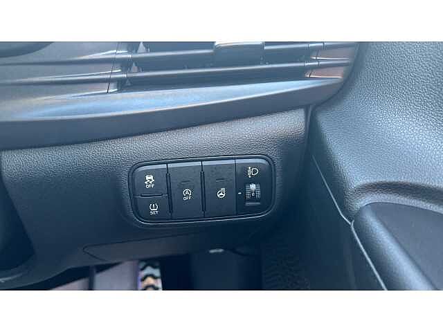 Hyundai BAYON BAYON 1.0 TGDi Ultimate 5dr Red