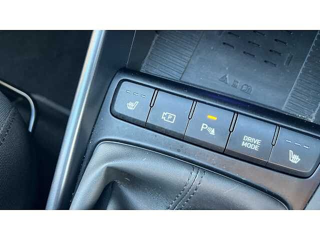 Hyundai BAYON BAYON 1.0 TGDi Ultimate 5dr Red