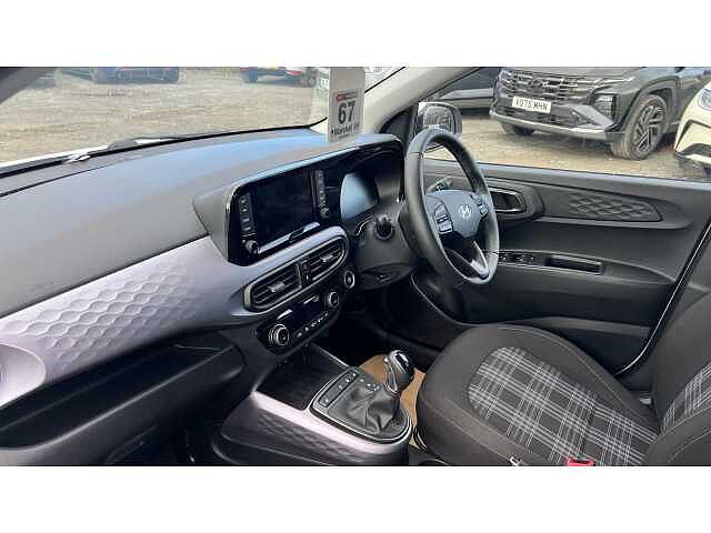 Hyundai I10 1.0 [58] Premium 5dr Auto [Nav] White