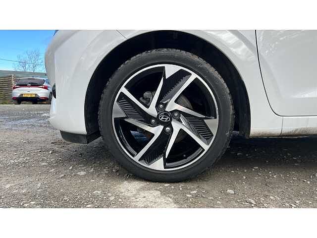 Hyundai I10 1.0 [58] Premium 5dr Auto [Nav] White