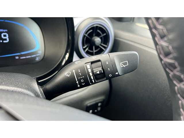 Hyundai I10 1.0 [58] Premium 5dr Auto [Nav] White