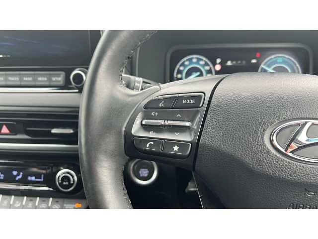 Hyundai KONA KONA 1.6 GDi Hybrid Premium 5dr DCT Red