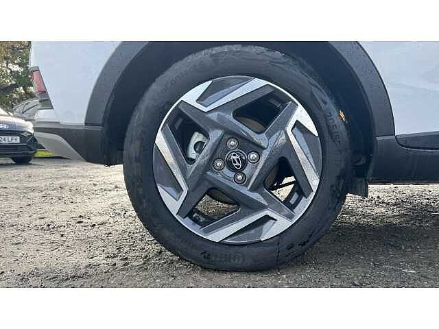 Hyundai BAYON BAYON 1.0 TGDi 48V MHEV Ultimate 5dr DCT White