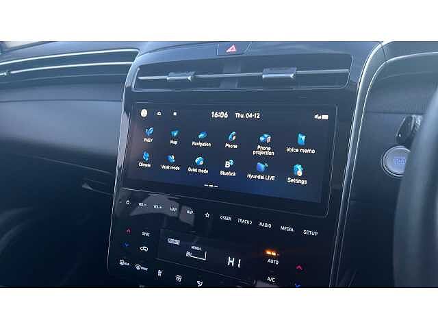 Hyundai TUCSON TUCSON 1.6 TGDi Plug-in Hybrid Ultimate 5dr 4WD Auto White