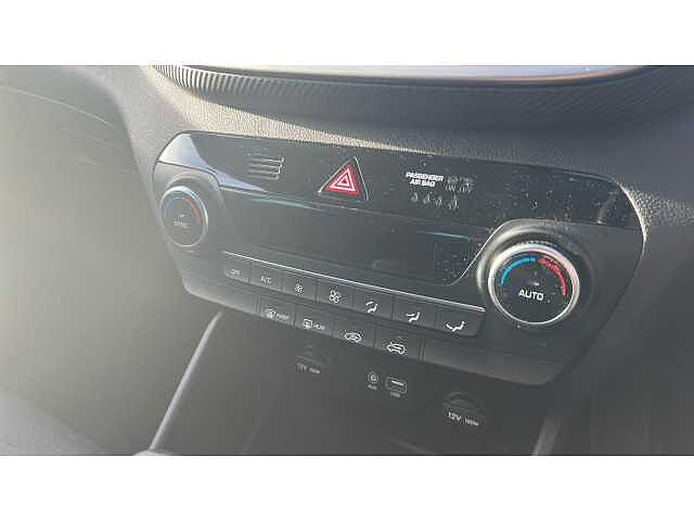 Hyundai TUCSON TUCSON 1.6 GDi SE Nav 5dr 2WD BLACK