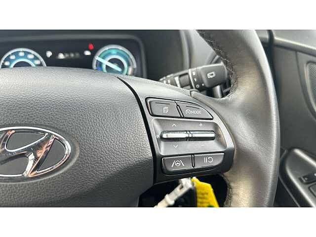 Hyundai KONA KONA 1.6 GDi Hybrid SE Connect 5dr DCT Black