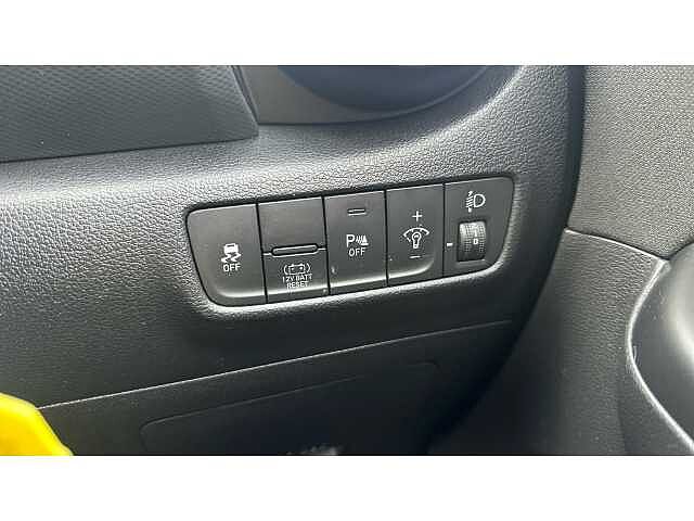 Hyundai KONA KONA 1.6 GDi Hybrid SE Connect 5dr DCT Black