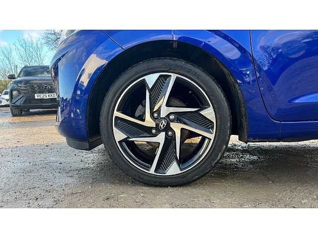 Hyundai I10 I10 1.2 MPi Premium 5dr Auto Blue