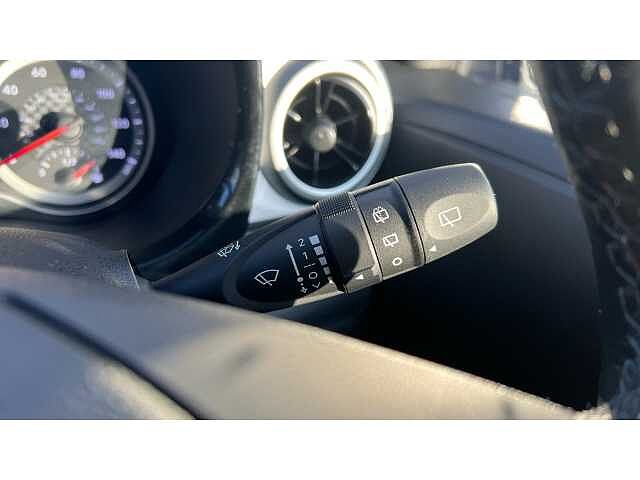 Hyundai I10 I10 1.2 MPi Premium 5dr Auto Blue