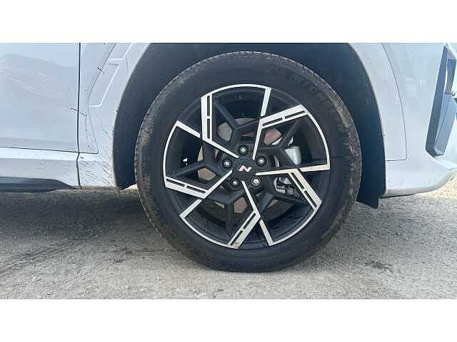 Hyundai TUCSON TUCSON 1.6T Hybrid N Line 5dr Auto WHITE