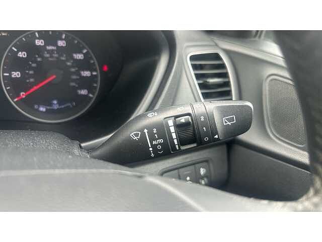 Hyundai I20 I20 1.0 T-GDi Premium Nav 5dr BLACK