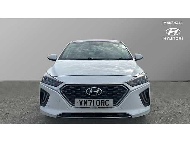 Hyundai IONIQ IONIQ 1.6 GDi Plug-in Hybrid Premium SE 5dr DCT WHITE