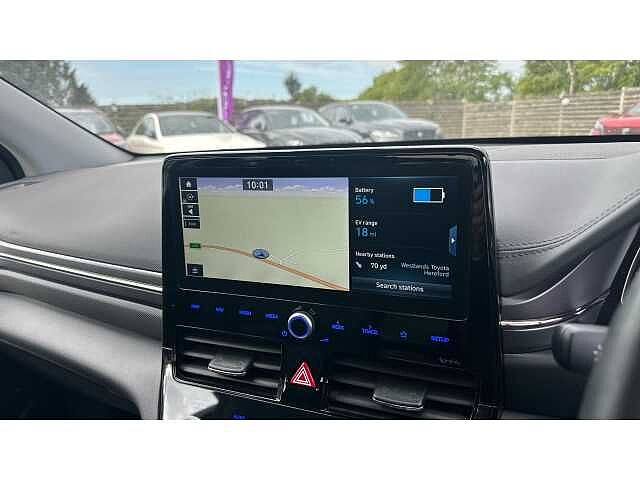 Hyundai IONIQ IONIQ 1.6 GDi Plug-in Hybrid Premium SE 5dr DCT WHITE