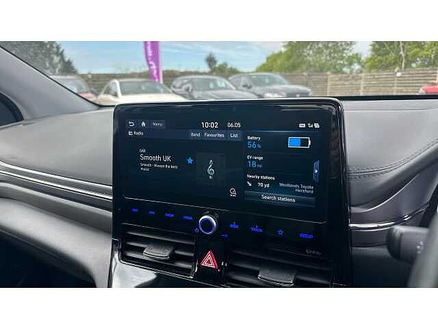 Hyundai IONIQ IONIQ 1.6 GDi Plug-in Hybrid Premium SE 5dr DCT WHITE