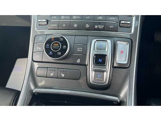 Hyundai Santa Fe SANTA FE 1.6 TGDi Hybrid Premium 5dr 4WD Auto